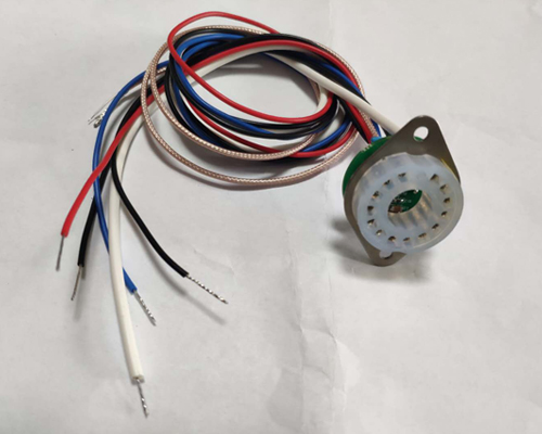 探测器组件的定制电气模块